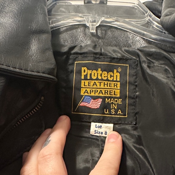 Black Leather Jacket with Red Suede Roses - Picture 5 of 6